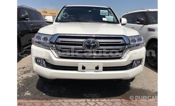 Buy Import Toyota Land Cruiser White Car in Import - Dubai in Clarendon Buy Import Toyota Land Cruiser White Car in Import - Dubai in Clarendon