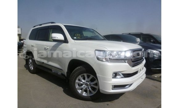 Buy Import Toyota Land Cruiser White Car in Import - Dubai in Clarendon Buy Import Toyota Land Cruiser White Car in Import - Dubai in Clarendon