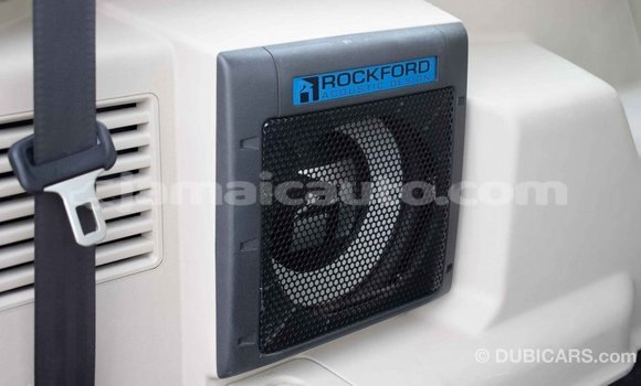 Acheter Import Voiture Mitsubishi Pajero Noir à Import - Dubai, Clarendon Acheter Import Voiture Mitsubishi Pajero Noir à Import - Dubai, Clarendon