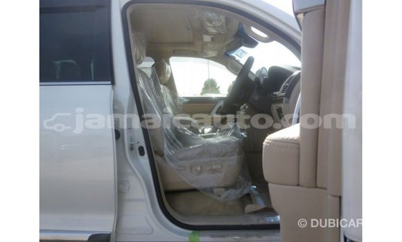 Buy Import Toyota Land Cruiser White Car in Import - Dubai in Clarendon Buy Import Toyota Land Cruiser White Car in Import - Dubai in Clarendon