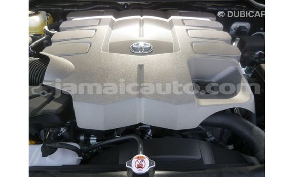 Buy Import Toyota Land Cruiser White Car in Import - Dubai in Clarendon Buy Import Toyota Land Cruiser White Car in Import - Dubai in Clarendon