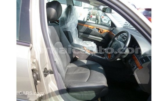 Buy Import Mercedes-Benz 200 Other Car in Import - Dubai in Clarendon Buy Import Mercedes-Benz 200 Other Car in Import - Dubai in Clarendon