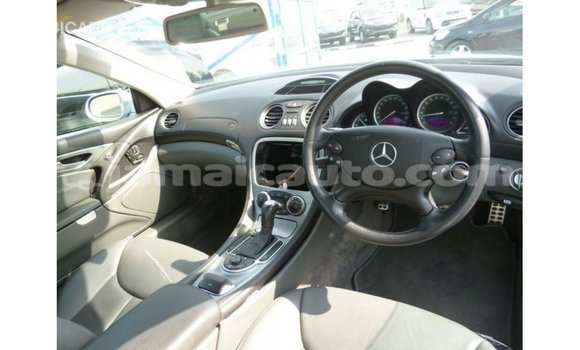 Buy Import Mercedes-Benz 190 (W201) Other Car in Import - Dubai in Clarendon Buy Import Mercedes-Benz 190 (W201) Other Car in Import - Dubai in Clarendon