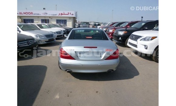 Buy Import Mercedes-Benz 190 (W201) Other Car in Import - Dubai in Clarendon Buy Import Mercedes-Benz 190 (W201) Other Car in Import - Dubai in Clarendon