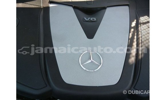 Buy Import Mercedes-Benz 190 (W201) White Car in Import - Dubai in Clarendon Buy Import Mercedes-Benz 190 (W201) White Car in Import - Dubai in Clarendon