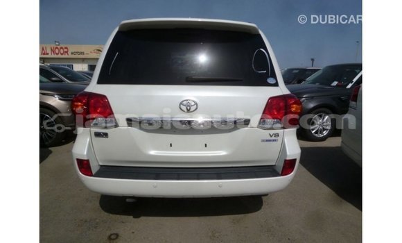 Buy Import Toyota Land Cruiser White Car in Import - Dubai in Clarendon Buy Import Toyota Land Cruiser White Car in Import - Dubai in Clarendon