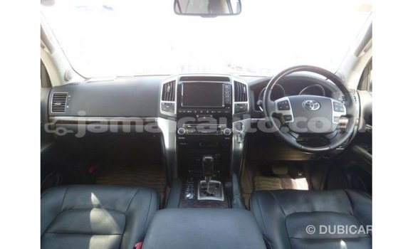 Buy Import Toyota Land Cruiser White Car in Import - Dubai in Clarendon Buy Import Toyota Land Cruiser White Car in Import - Dubai in Clarendon