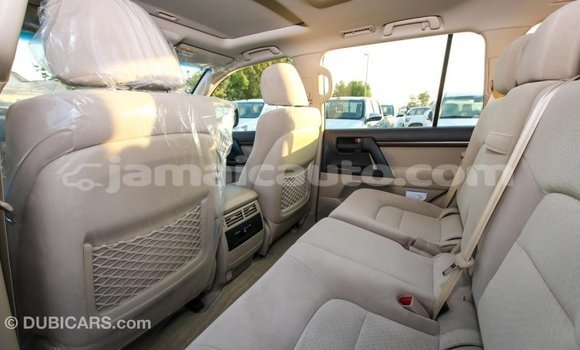 Buy Import Toyota Land Cruiser White Car in Import - Dubai in Clarendon Buy Import Toyota Land Cruiser White Car in Import - Dubai in Clarendon