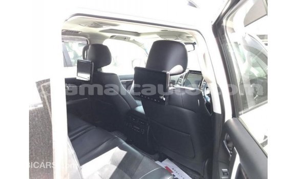 Buy Import Toyota Land Cruiser White Car in Import - Dubai in Clarendon Buy Import Toyota Land Cruiser White Car in Import - Dubai in Clarendon