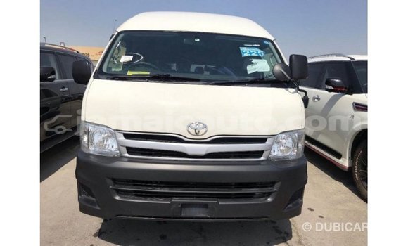 Buy Import Toyota Hiace White Car in Import - Dubai in Clarendon Buy Import Toyota Hiace White Car in Import - Dubai in Clarendon