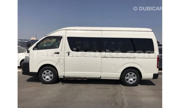 Buy Import Toyota Hiace White Car in Import - Dubai in Clarendon Buy Import Toyota Hiace White Car in Import - Dubai in Clarendon