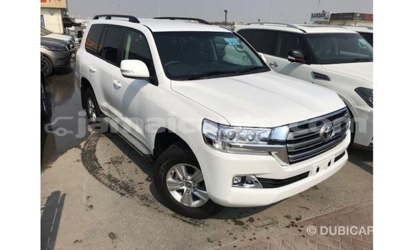 Buy Import Toyota Land Cruiser White Car in Import - Dubai in Clarendon Buy Import Toyota Land Cruiser White Car in Import - Dubai in Clarendon