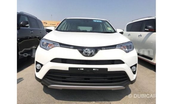 Buy Import Toyota 4Runner White Car in Import - Dubai in Clarendon Buy Import Toyota 4Runner White Car in Import - Dubai in Clarendon