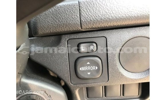 Buy Import Toyota Hiace White Car in Import - Dubai in Clarendon Buy Import Toyota Hiace White Car in Import - Dubai in Clarendon