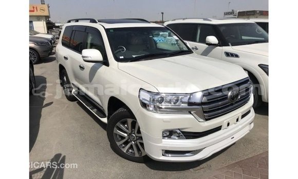 Buy Import Toyota Land Cruiser White Car in Import - Dubai in Clarendon Buy Import Toyota Land Cruiser White Car in Import - Dubai in Clarendon
