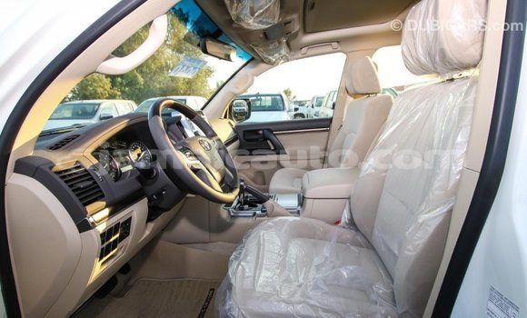 Buy Import Toyota Land Cruiser White Car in Import - Dubai in Clarendon Buy Import Toyota Land Cruiser White Car in Import - Dubai in Clarendon