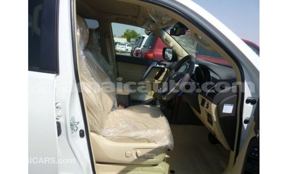 Buy Import Toyota Prado White Car in Import - Dubai in Clarendon Buy Import Toyota Prado White Car in Import - Dubai in Clarendon