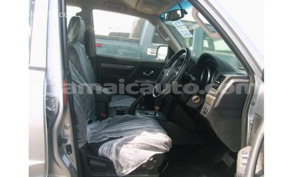Buy Import Mitsubishi Pajero Other Car in Import - Dubai in Clarendon Buy Import Mitsubishi Pajero Other Car in Import - Dubai in Clarendon