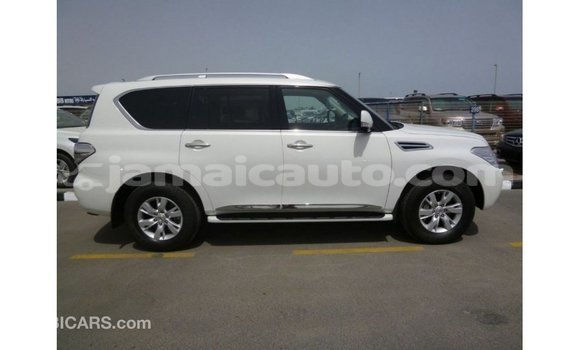 Buy Import Nissan Patrol White Car in Import - Dubai in Clarendon Buy Import Nissan Patrol White Car in Import - Dubai in Clarendon