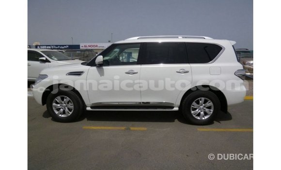 Buy Import Nissan Patrol White Car in Import - Dubai in Clarendon Buy Import Nissan Patrol White Car in Import - Dubai in Clarendon