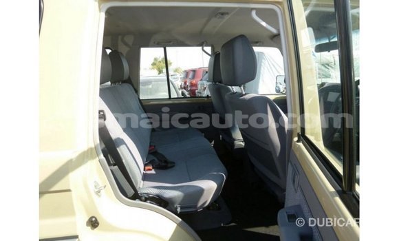 Buy Import Toyota Land Cruiser Beige Car in Import - Dubai in Clarendon Buy Import Toyota Land Cruiser Beige Car in Import - Dubai in Clarendon