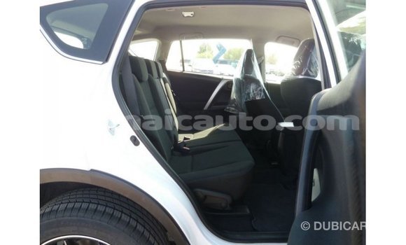 Buy Import Toyota 4Runner White Car in Import - Dubai in Clarendon Buy Import Toyota 4Runner White Car in Import - Dubai in Clarendon