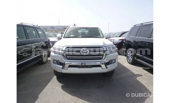Buy Import Toyota Land Cruiser White Car in Import - Dubai in Clarendon Buy Import Toyota Land Cruiser White Car in Import - Dubai in Clarendon