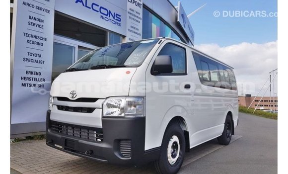 Buy Import Toyota Hiace White Car in Import - Dubai in Clarendon Buy Import Toyota Hiace White Car in Import - Dubai in Clarendon