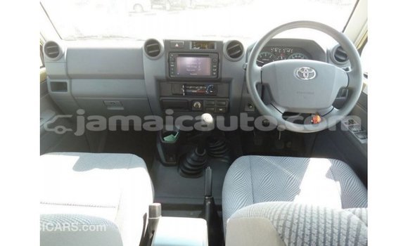 Buy Import Toyota Land Cruiser Beige Car in Import - Dubai in Clarendon Buy Import Toyota Land Cruiser Beige Car in Import - Dubai in Clarendon