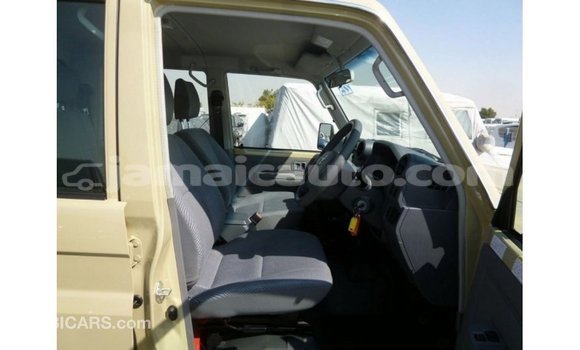 Buy Import Toyota Land Cruiser Beige Car in Import - Dubai in Clarendon Buy Import Toyota Land Cruiser Beige Car in Import - Dubai in Clarendon
