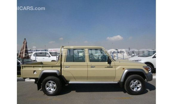Buy Import Toyota Land Cruiser Beige Car in Import - Dubai in Clarendon Buy Import Toyota Land Cruiser Beige Car in Import - Dubai in Clarendon