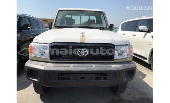 Buy Import Toyota Land Cruiser Beige Car in Import - Dubai in Clarendon Buy Import Toyota Land Cruiser Beige Car in Import - Dubai in Clarendon