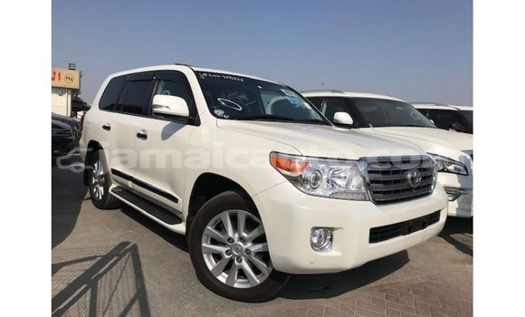 Buy Import Toyota Land Cruiser White Car in Import - Dubai in Clarendon Buy Import Toyota Land Cruiser White Car in Import - Dubai in Clarendon