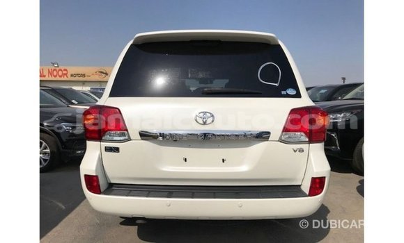 Buy Import Toyota Land Cruiser White Car in Import - Dubai in Clarendon Buy Import Toyota Land Cruiser White Car in Import - Dubai in Clarendon
