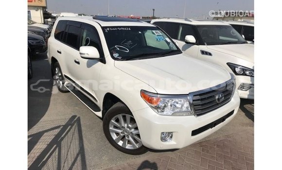 Buy Import Toyota Land Cruiser White Car in Import - Dubai in Clarendon Buy Import Toyota Land Cruiser White Car in Import - Dubai in Clarendon
