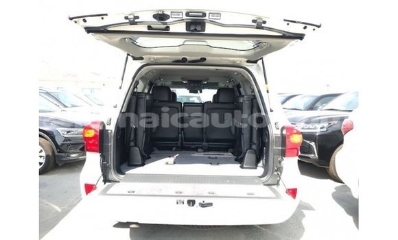 Buy Import Toyota Land Cruiser White Car in Import - Dubai in Clarendon Buy Import Toyota Land Cruiser White Car in Import - Dubai in Clarendon