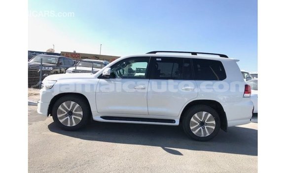 Buy Import Toyota Land Cruiser White Car in Import - Dubai in Clarendon Buy Import Toyota Land Cruiser White Car in Import - Dubai in Clarendon