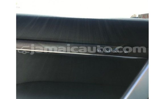 Buy Import Toyota Land Cruiser White Car in Import - Dubai in Clarendon Buy Import Toyota Land Cruiser White Car in Import - Dubai in Clarendon