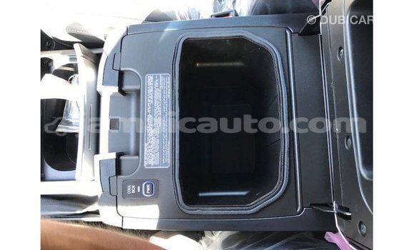 Buy Import Toyota Land Cruiser White Car in Import - Dubai in Clarendon Buy Import Toyota Land Cruiser White Car in Import - Dubai in Clarendon