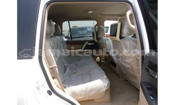 Buy Import Toyota Land Cruiser White Car in Import - Dubai in Clarendon Buy Import Toyota Land Cruiser White Car in Import - Dubai in Clarendon