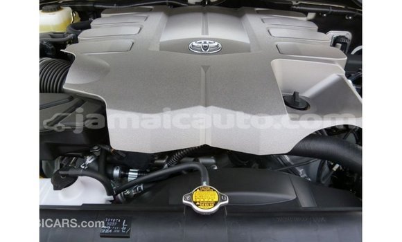 Buy Import Toyota Land Cruiser White Car in Import - Dubai in Clarendon Buy Import Toyota Land Cruiser White Car in Import - Dubai in Clarendon
