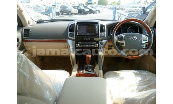 Buy Import Toyota Land Cruiser White Car in Import - Dubai in Clarendon Buy Import Toyota Land Cruiser White Car in Import - Dubai in Clarendon