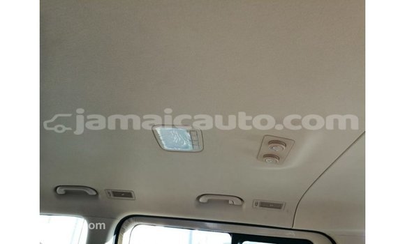 Acheter Import Voiture Hyundai Accent Blanc à Import - Dubai, Clarendon Acheter Import Voiture Hyundai Accent Blanc à Import - Dubai, Clarendon