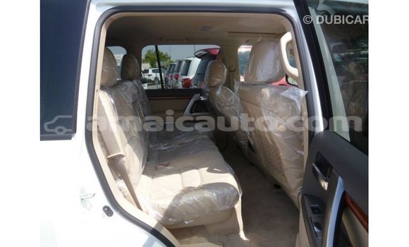 Buy Import Toyota Land Cruiser White Car in Import - Dubai in Clarendon Buy Import Toyota Land Cruiser White Car in Import - Dubai in Clarendon