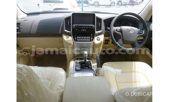 Buy Import Toyota Land Cruiser White Car in Import - Dubai in Clarendon Buy Import Toyota Land Cruiser White Car in Import - Dubai in Clarendon