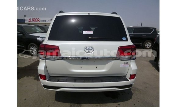 Buy Import Toyota Land Cruiser White Car in Import - Dubai in Clarendon Buy Import Toyota Land Cruiser White Car in Import - Dubai in Clarendon