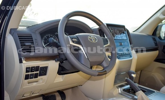 Acheter Import Voiture Toyota Land Cruiser Noir à Import - Dubai, Clarendon Acheter Import Voiture Toyota Land Cruiser Noir à Import - Dubai, Clarendon