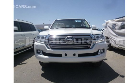 Buy Import Toyota Land Cruiser White Car in Import - Dubai in Clarendon Buy Import Toyota Land Cruiser White Car in Import - Dubai in Clarendon