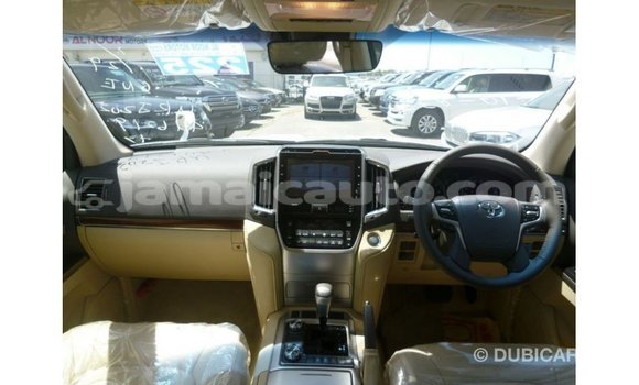 Buy Import Toyota Land Cruiser White Car in Import - Dubai in Clarendon Buy Import Toyota Land Cruiser White Car in Import - Dubai in Clarendon