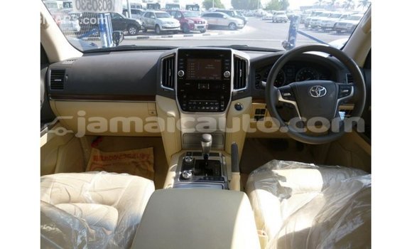 Acheter Import Voiture Toyota Land Cruiser Noir à Import - Dubai, Clarendon Acheter Import Voiture Toyota Land Cruiser Noir à Import - Dubai, Clarendon
